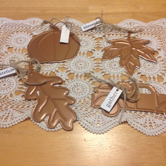 Rustic Farmhouse bronze colored decor with positive vibes - Picture 1 of 8